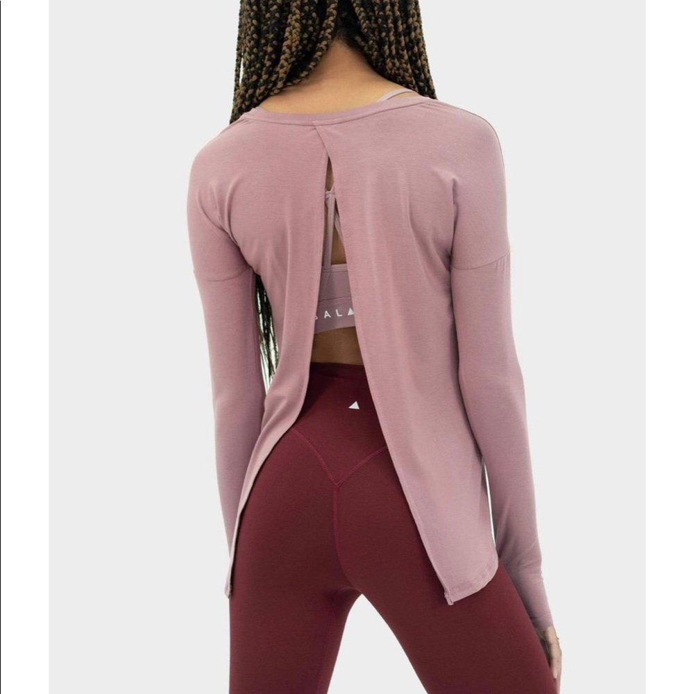 PRICE FIRM Brand New Balance Athletica Wander Top - Picture 2 of 5